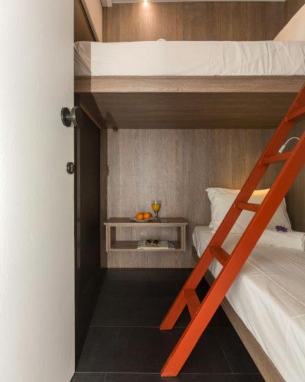Hotel Loc Hospitality Urban Den Corfu  Zewnętrze zdjęcie